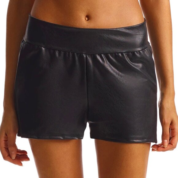 Commando Faux Leather Relaxed Short - SLG39 (Black) - Picture 1 of 1
